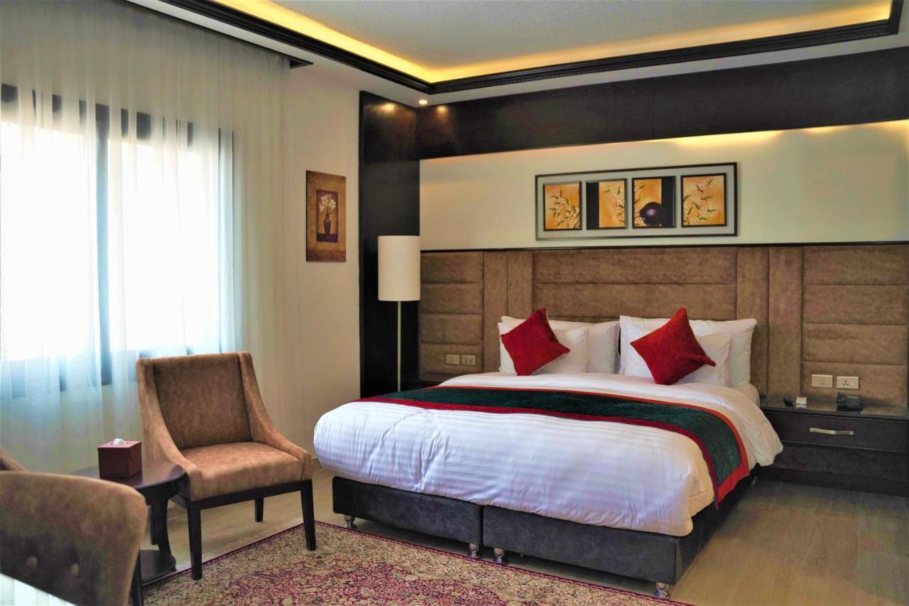 Petra Canyon Hotel Вади Муса Экстерьер фото