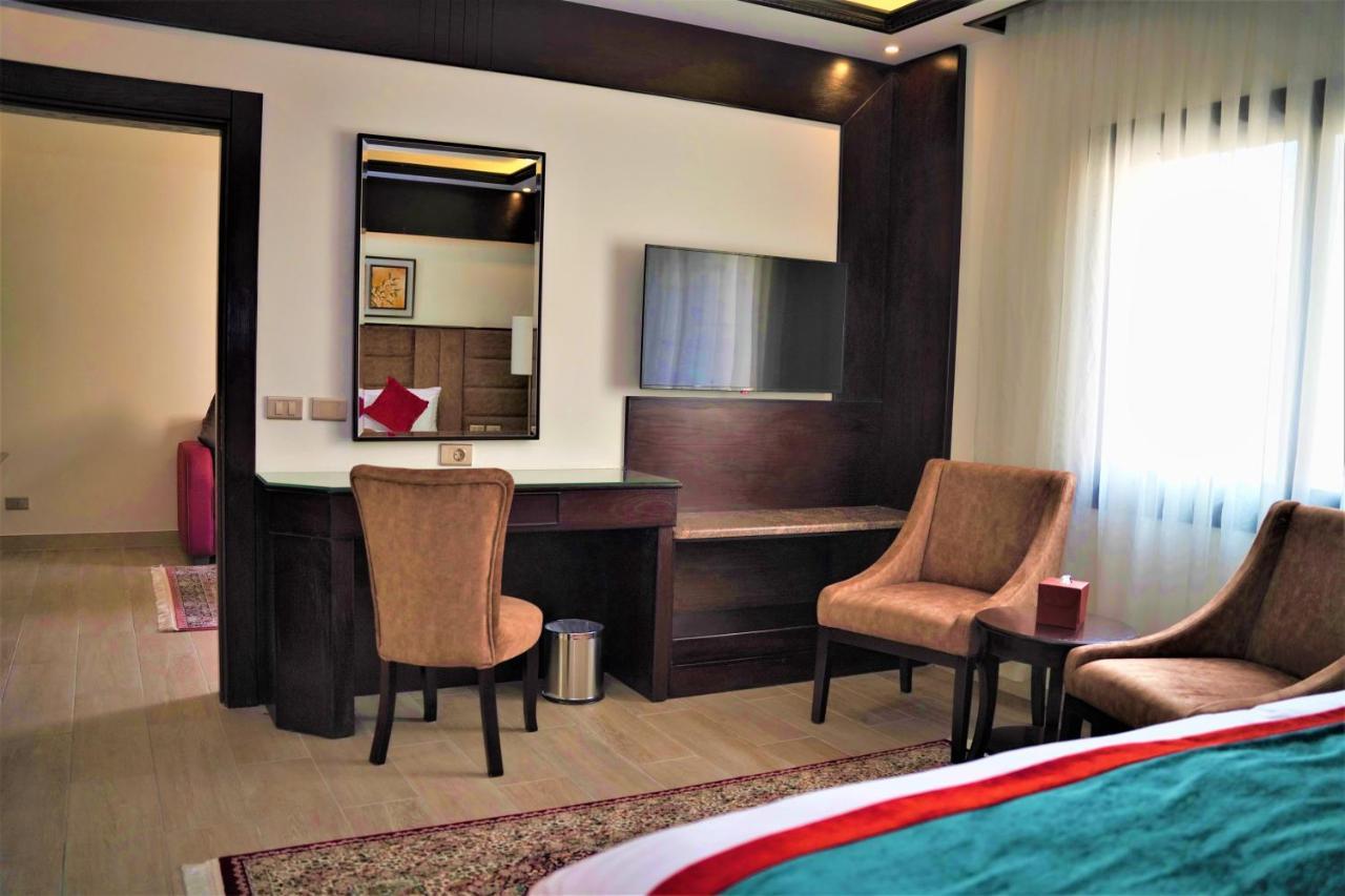 Petra Canyon Hotel Вади Муса Экстерьер фото